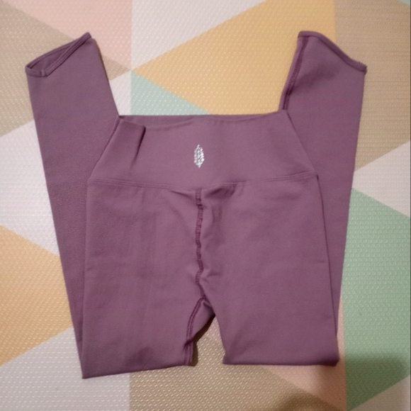 FP MOVEMENT HIGHRISE CROP LEGGING XS/S - Picture 5 of 8